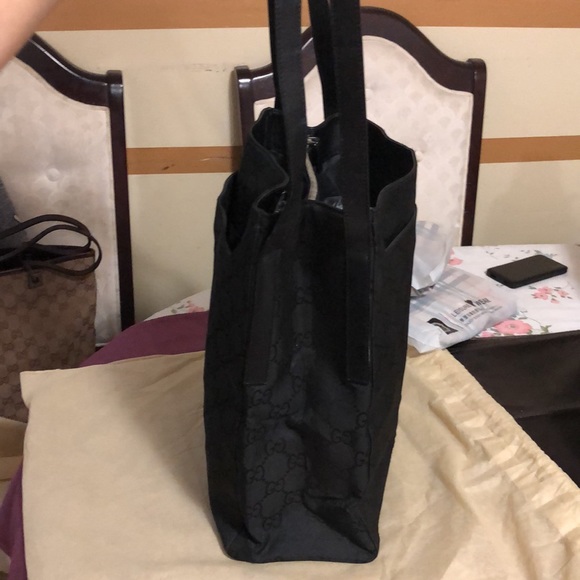 SOLD❤️Authentic Gucci Mono Canvas bag - Picture 4 of 13